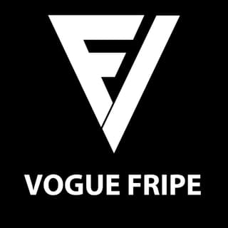 Vente de voitures entre professionnels, transaction automobile B2B avec des véhicules de qualité et un processus transparent.